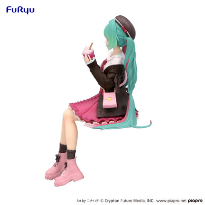 [Pre-order] Furyu-Hatsune Miku-Autumn Date Pink Color ver.-Noodle Stopper Figure