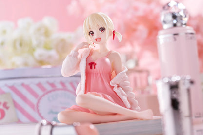 [Instock]Taito Lycoris Recoil Desktop Cute Figure – Chisato Nishikigi (Roomwear Ver.)