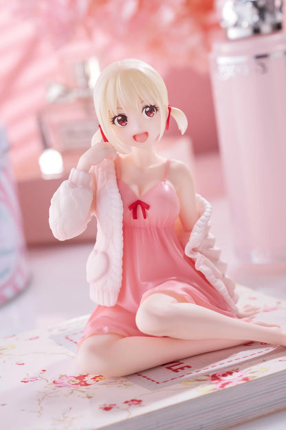 [Instock]Taito Lycoris Recoil Desktop Cute Figure – Chisato Nishikigi (Roomwear Ver.)