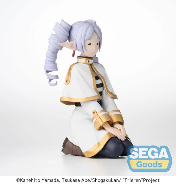 [Pre-order]Sega-Frieren: Beyond Journey's End Premium Perching Figure Frieren (I Have Ringlets Now) Figure