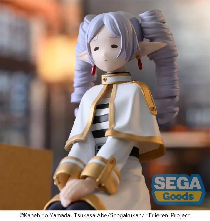 [Pre-order]Sega-Frieren: Beyond Journey's End Premium Perching Figure Frieren (I Have Ringlets Now) Figure